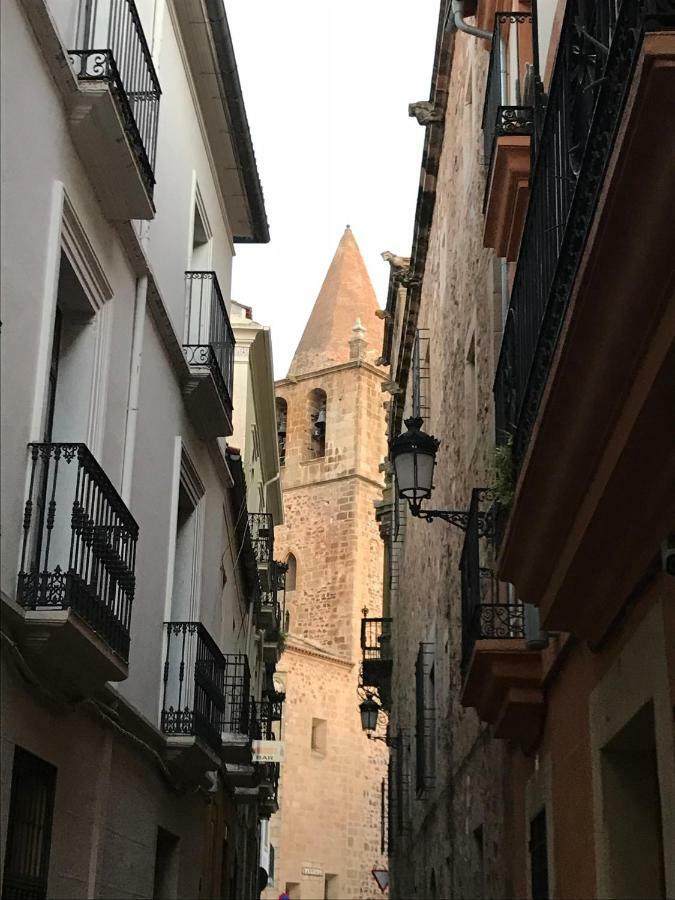 Adama Apartamento Turistico Caces Εξωτερικό φωτογραφία