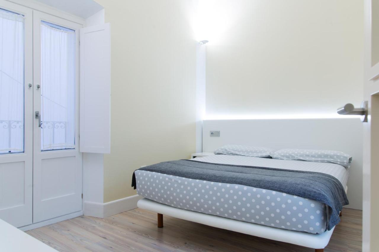 Adama Apartamento Turistico Caces Δωμάτιο φωτογραφία