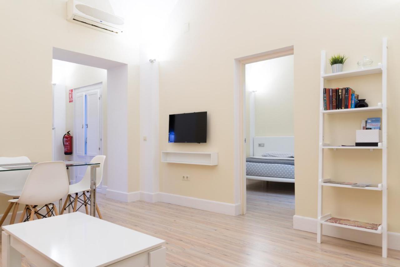 Adama Apartamento Turistico Caces Δωμάτιο φωτογραφία